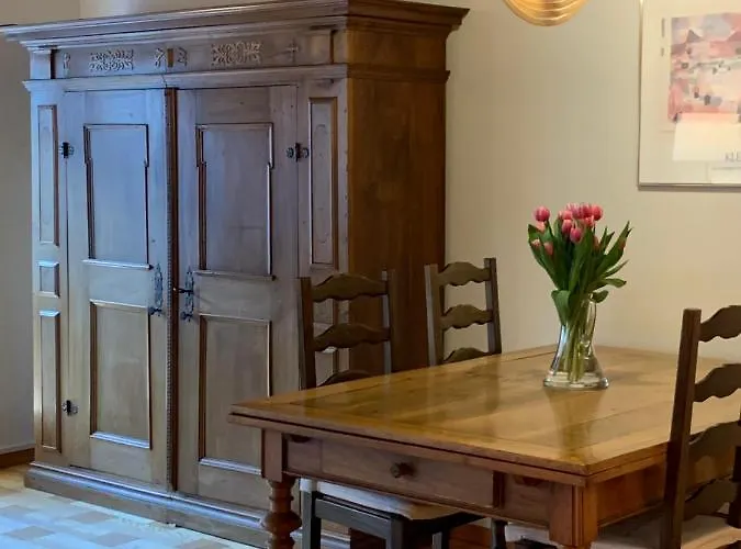 Old Town Loft & Location In Apartment