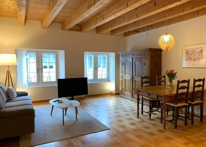 Old Town Loft & Location In Apartment